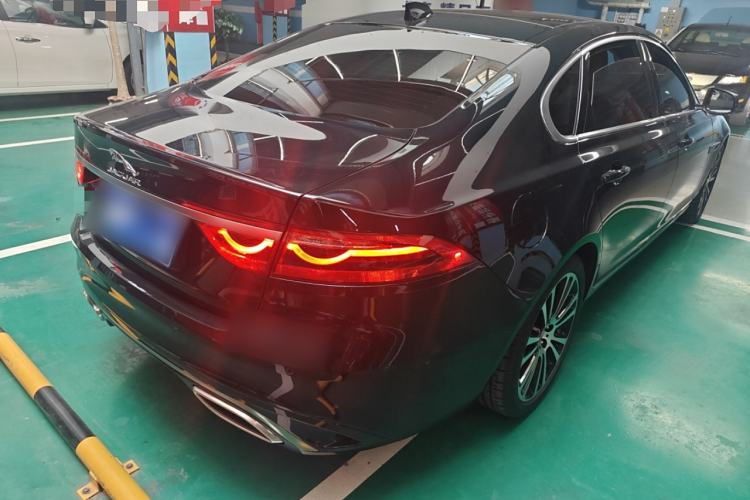 Used Jaguar XFL 2024 2.0T P250 Two-Wheel Drive Prestige Luxury Edition
