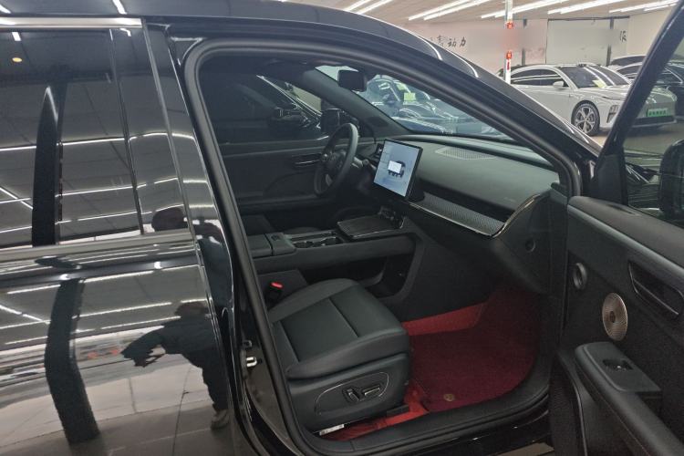 Used Toyota BZ 3X 2025 520 Pro Right Front Seat