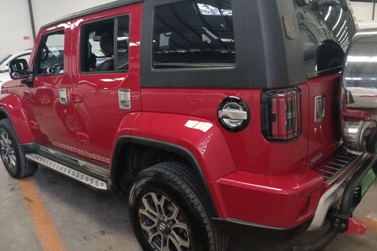 Used BAIC Off-Road BJ40 2019 2.3T Automatic Four-Wheel Drive Urban Hunter Edition Premium Model China VI Emission Standard