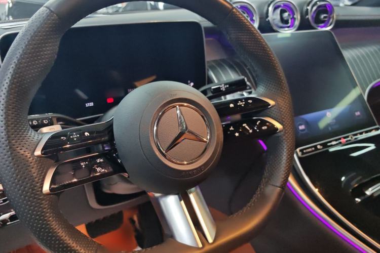 Used Mercedes-Benz GLC 2024 GLC 300 L 4MATIC Dynamic Edition 5-seater Steering Wheel