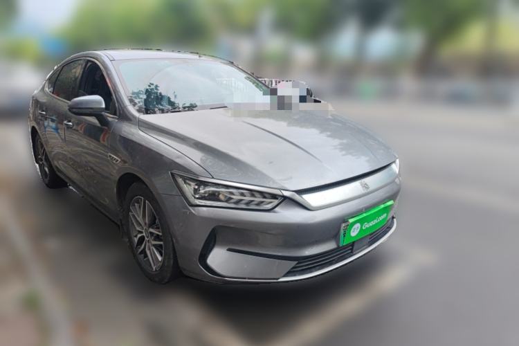 Used BYD Qin PLUS 2021 EV 500KM Luxury Model Front Right 45 Deg