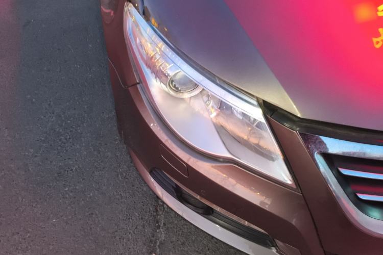 Used Volkswagen CC 2012 1.8TSI Prestige Model Right Front Headlight