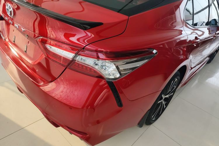 Used Toyota Camry 2019 2.5S FENGSHANG Version China VI Standard Exterior 3