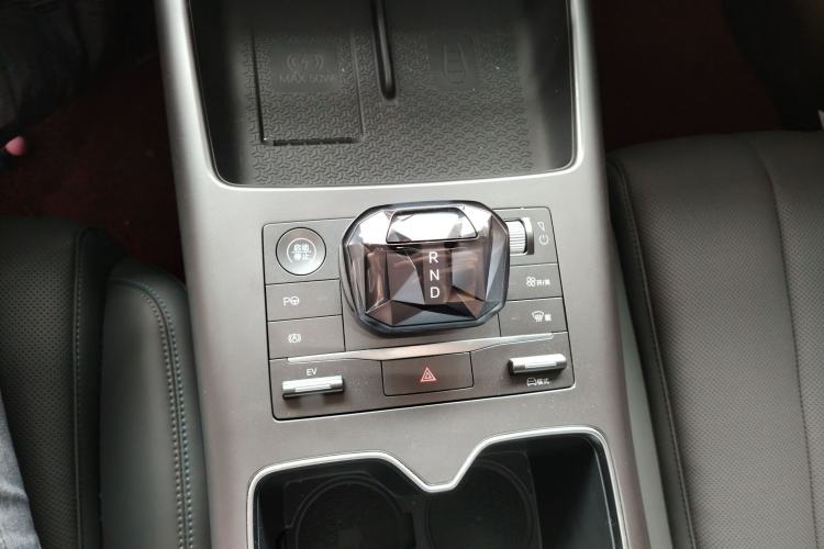 Used BYD Song Pro New Energy 2025 Second-Generation Intelligent Driving Version DM-i 115KM Superior Trim Gear Lever