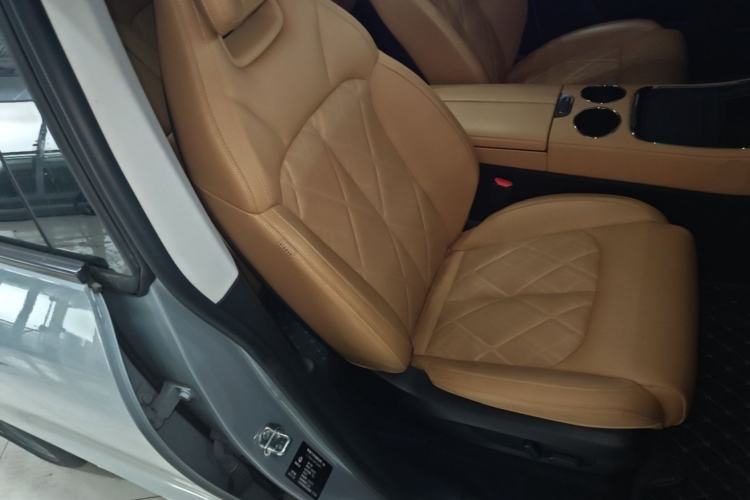 Used Leapmotor C11 2024 All-Electric 580 Luxury Edition Right Front Seat