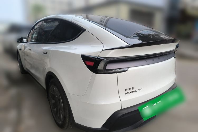 Used Tesla Model Y L 2025 Model Long-Range All-Wheel-Drive Version
