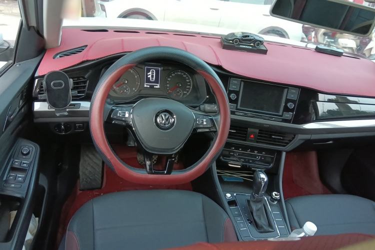 Used Volkswagen Bora 2020 1.5L Automatic Elite Version
