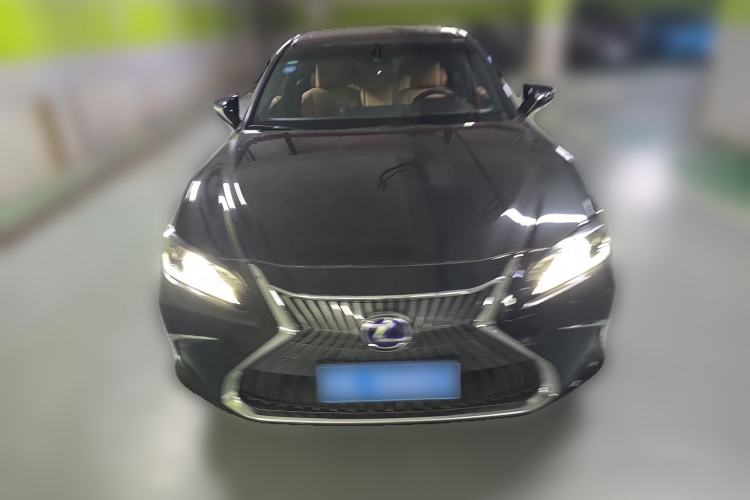 Used Lexus ES 2018 300h Premier Edition China V Standard