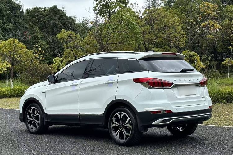 Used BAIC Beijing X5 2019 1.5T CVT New Smart Version China VI Emission Standard
