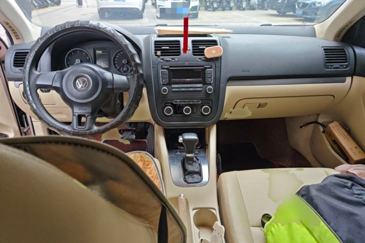 Used Volkswagen Sagitar 2011 1.6L Automatic Fashion Edition
