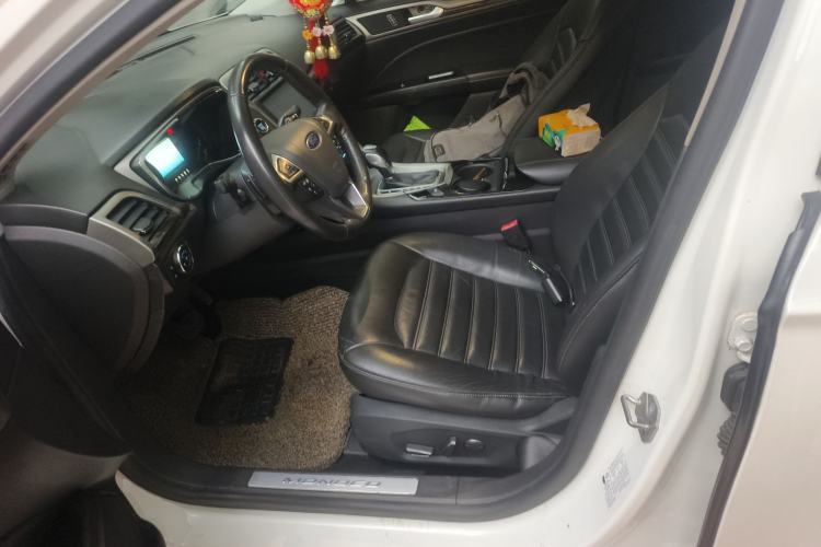 Used Ford Mondeo 2013 2.0L GTDi 200 Fashion Edition
