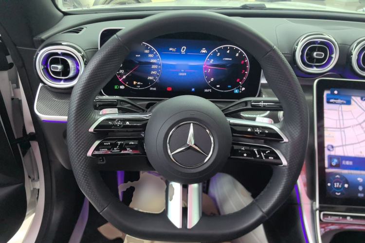 Used Mercedes-Benz CLE 2024 CLE 260 Convertible Coupe Steering Wheel