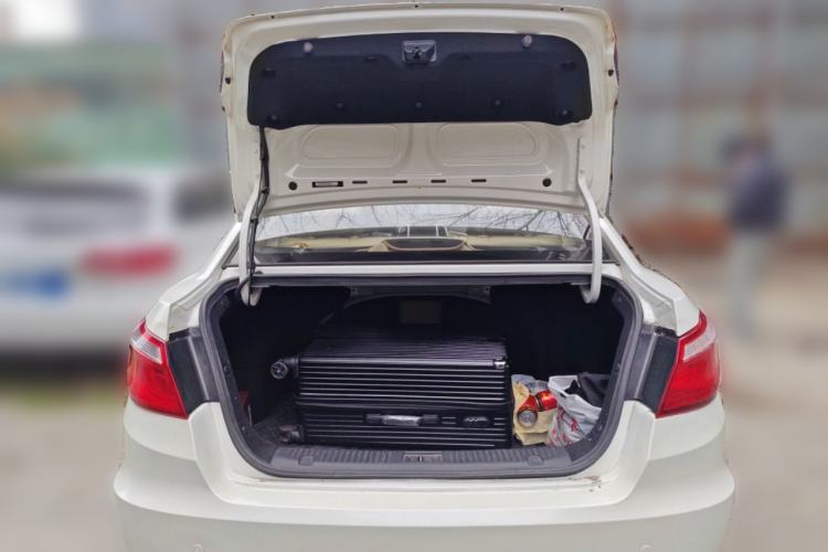 Used Changan Eado 2015 1.6L Manual Luxury Model China IV Standard