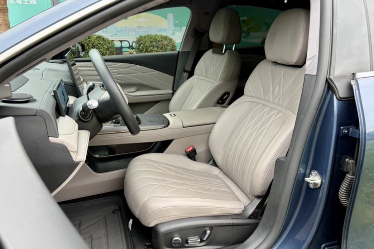 Used Geely Galaxy 8 2025 130km EM-P Starship Edition Left Front Seat