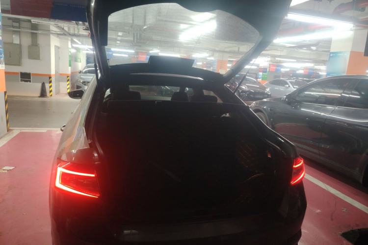 Used Skoda Octavia 2019 TSI280 DSG SmartDrive Luxury Edition China VI Trunk