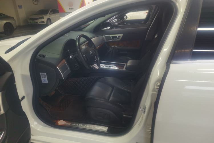 Used Jaguar XF 2015 XF 2.0T 80th Anniversary Limited Edition Luxury Model Left Front Seat