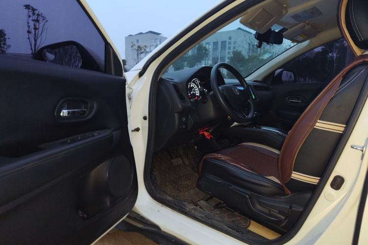 Used Honda Vezel 2017 1.5L CVT 2WD Comfort Model
