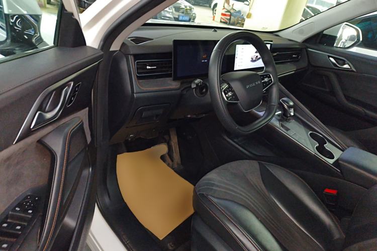 Used Roewe D5X DMH 2024 135 Tech Edition Driver Seat