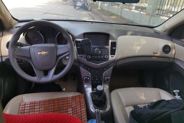 Used Chevrolet Cruze 2015 1.5L Classic SE MT