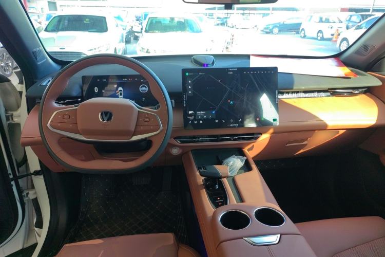 Used CHANGAN UNI-Z 2025 1.5T Premium Edition Interior 2