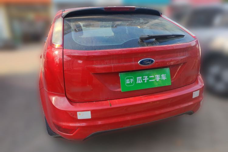 Used Ford Focus 2011 Sedan 1.8L Manual Comfort Model
