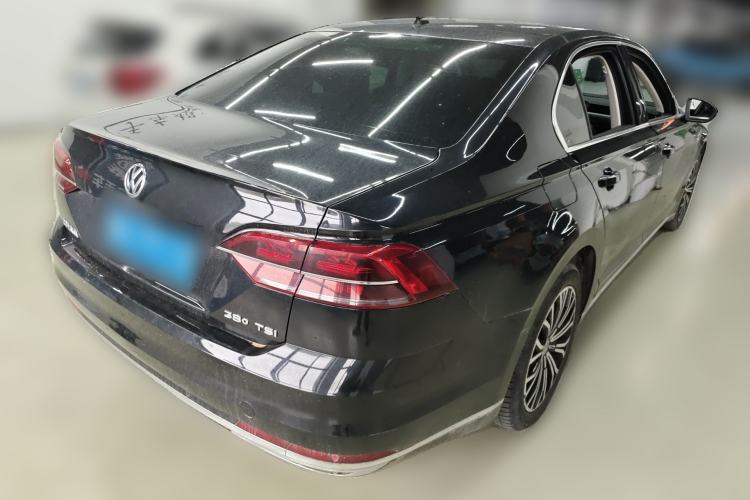 Used Volkswagen Phideon 2018 Revised Version 380TSI Two-Wheel Drive Business Edition Rear Right 45 Deg