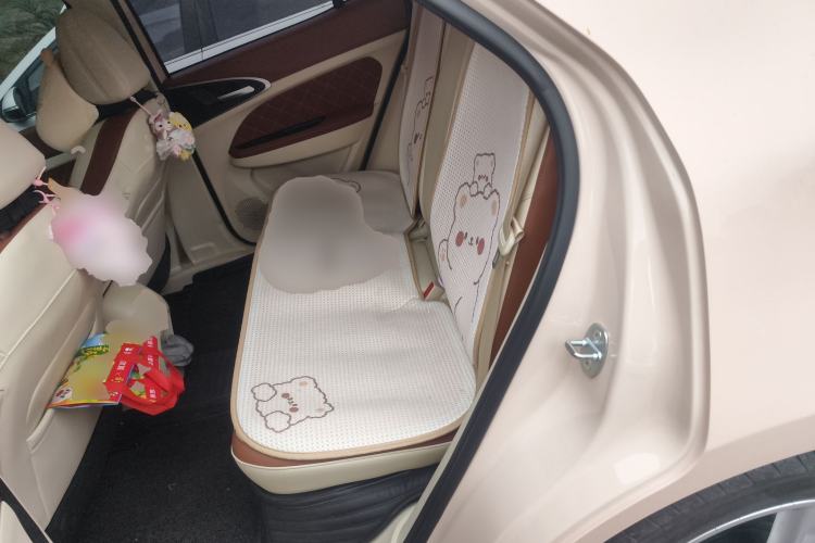 Used ORA Good Cat 2023 401 km Standard Range Luxury Version Lithium Iron Phosphate