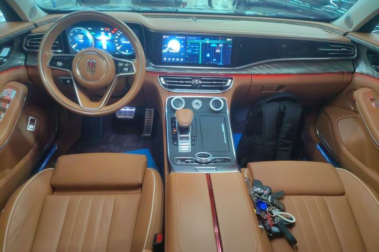 Used Hongqi H9 2023 2.0T Smart Connect Flagship Edition Center Console
