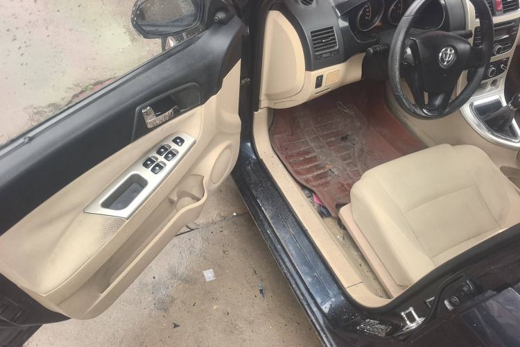 Used Brilliance H330 2013 1.5L Manual Comfort Model