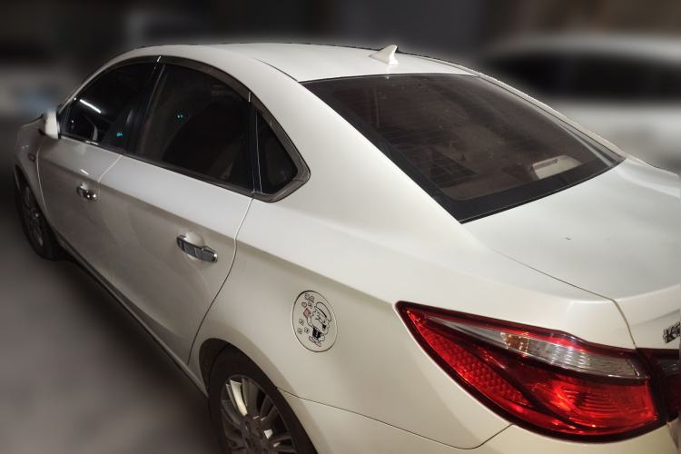 Used Changan Eado 2012 1.6L Manual Luxury Model China IV Standard
