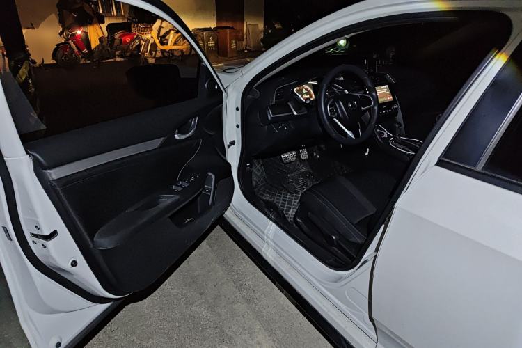 Used Honda Civic 2019 220TURBO CVT Dynamic Edition China VI Emission Standard Driver Seat