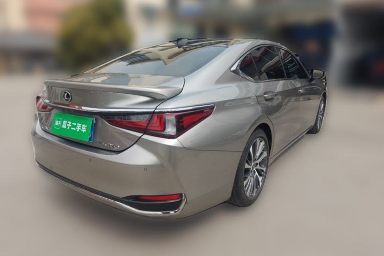 Used Lexus ES 2018 260 Luxury Edition China V Standard