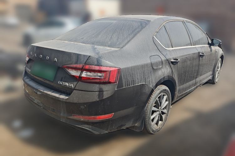 Used Skoda Octavia 2019 1.5L Automatic SmartDrive Comfort Edition China VI Standard
