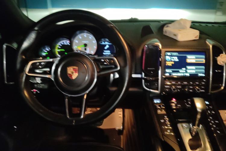 Used Porsche Cayenne E-Hybrid 2015 Cayenne S E-Hybrid 3.0T
