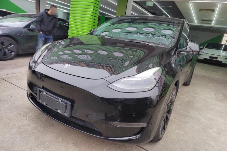 Used Tesla Model Y 2021 Long-Range All-Wheel-Drive Version
