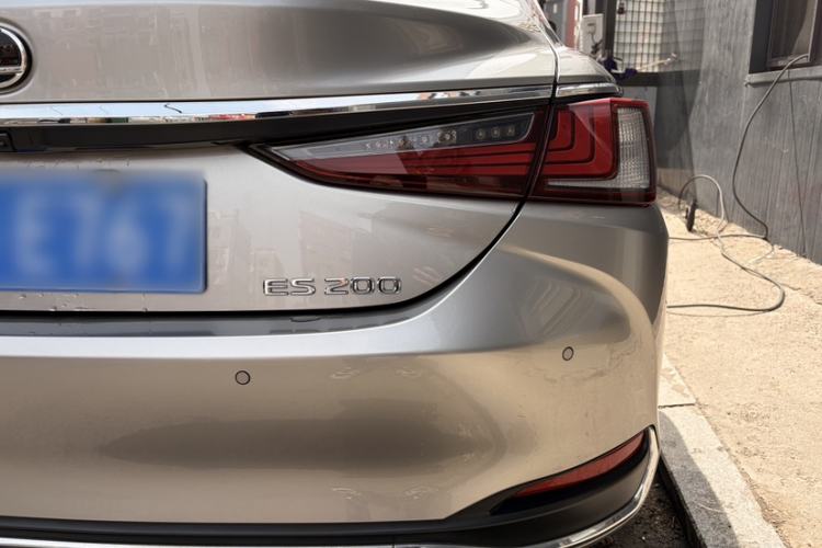 Used Lexus ES 2021 200 Excellence Edition Exterior 5