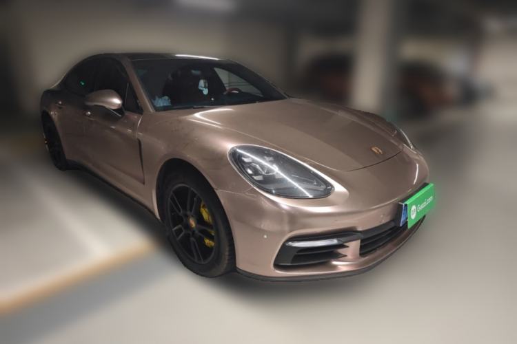 Used Porsche Panamera 2019 Panamera 2.9T Front Right 45 Deg