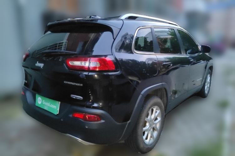 Used Jeep Cherokee 2016 2.4L Professional Smart Version Rear Right 45 Deg