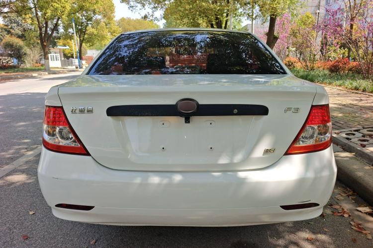 Used BYD F3 2012 Energy-Saving Model 1.5L Manual Comfort Version Rear