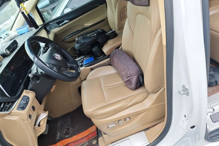 Used Buick GL8 2021 ES Land Cruiser 653T Luxury Edition