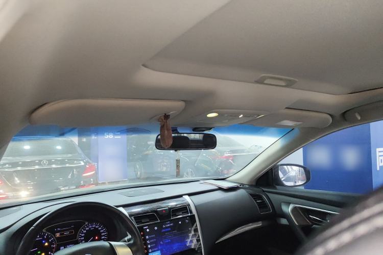 Used Nissan Teana 2013 2.0L XL Comfort Edition Headliner