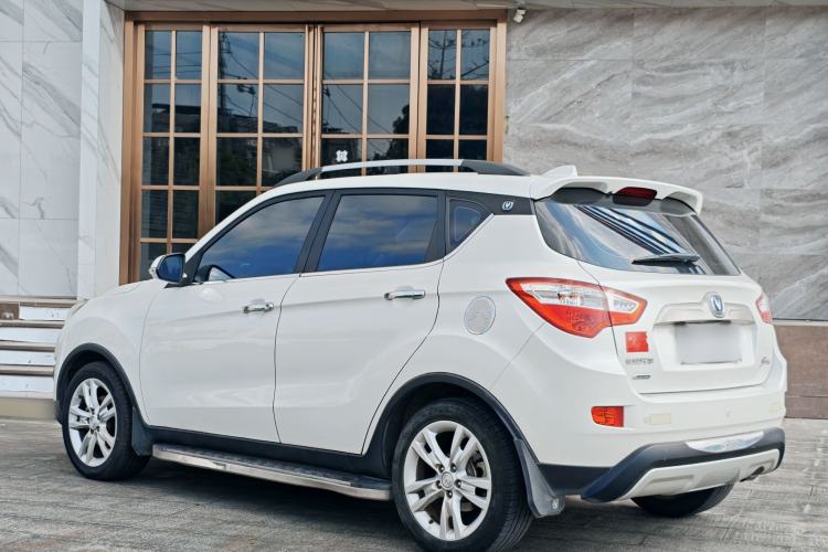Used Changan CS35 2014 1.6L Automatic Luxury Model China IV Standard
