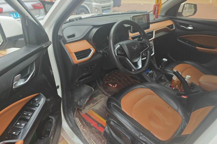 Used Wuling Hongguang S3 2018 1.5L Manual Luxury Model China V Standard
