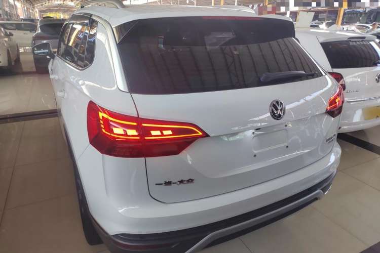 Used Volkswagen Tayron 2019 330TSI Four-Wheel Drive Luxury Version China V Standard
