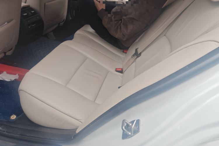 Used BMW 5 Series 2012 523Li Luxury Model
