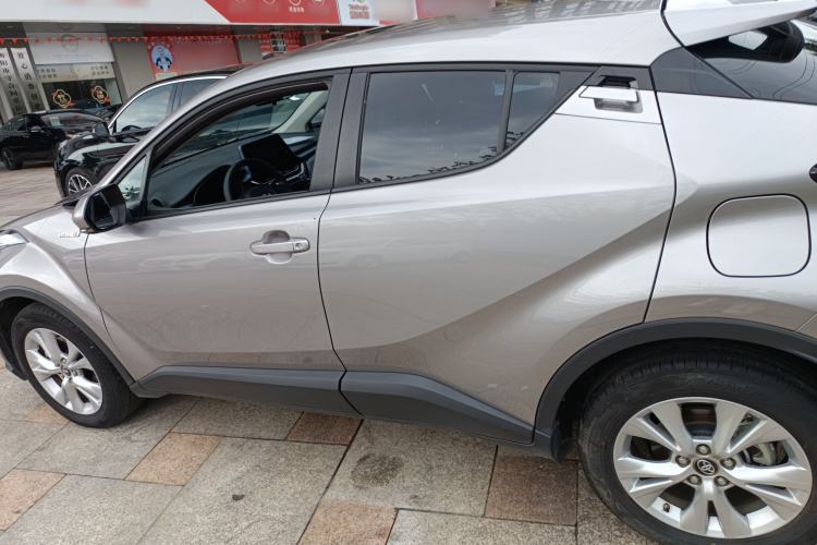 Used Toyota IZOA 2022 Dual-Motor 2.0L Yi Xing Edition