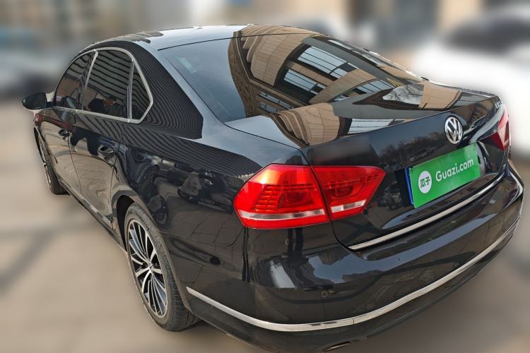 Used Volkswagen Passat 2011 3.0L V6 DSG Flagship Deluxe Edition
