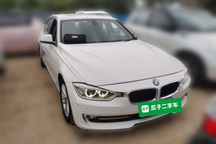Used BMW 3 Series 2014 320Li Fashion Model Front Right 45 Deg
