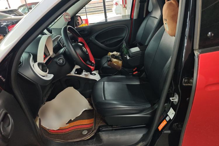 Used smart forfour 2018 1.0L 52 kW Dynamic Edition Left Front Seat