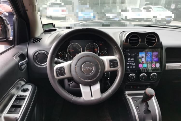 Used Jeep Compass 2014 Revised Version 2.4L Four-Wheel Drive Comfort Edition Steering Wheel